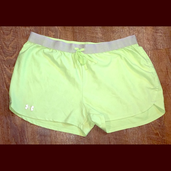 UnderArmor Shorts - Picture 1 of 1